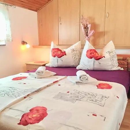 Marica Bilogora - Apartment Vodice