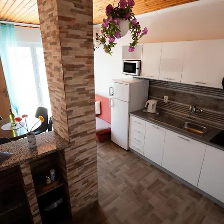 Marica Bilogora - Apartamento Vodice